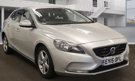 VOLVO V40 1.6 SE D2 (115hp)