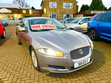 JAGUAR XF 2.2 D LUXURY 190 BHP  ONE OWNER FULL SERVICE HISTORY